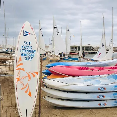 & Sitges
