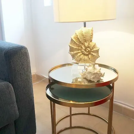Apartment & *